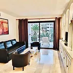 Puerto Banus, 2 Rooms, Pool And Private Parking. Apartment