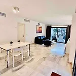 Puerto Banus, 2 Rooms, Pool And Private Parking. Apartment *