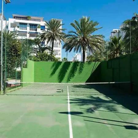 Puerto Banus, 2 Rooms, Pool And Private Parking. Appartement *