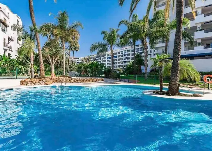 Апартаменти Puerto Banus, 2 Rooms, Pool And Private Parking. Марбелья